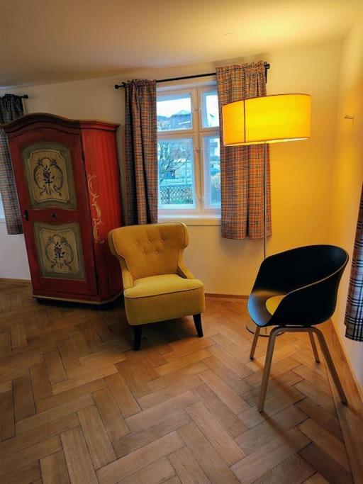 Ferienwohnung Resl - Geschmackvoll Renoviert & Zentral Im Historischen Schindelhaus Oberstaufen Exteriér fotografie