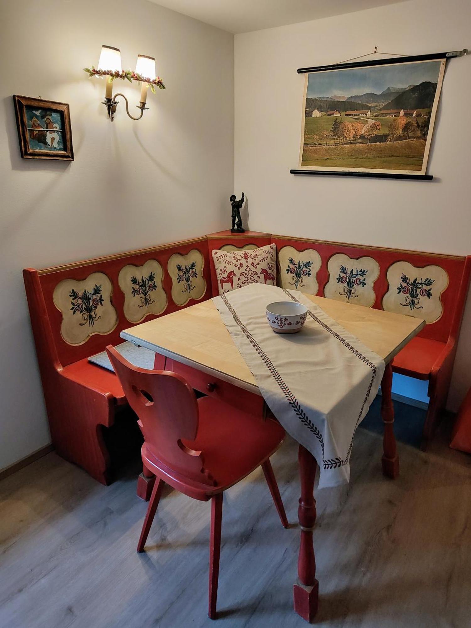 Ferienwohnung Resl - Geschmackvoll Renoviert & Zentral Im Historischen Schindelhaus Oberstaufen Exteriér fotografie